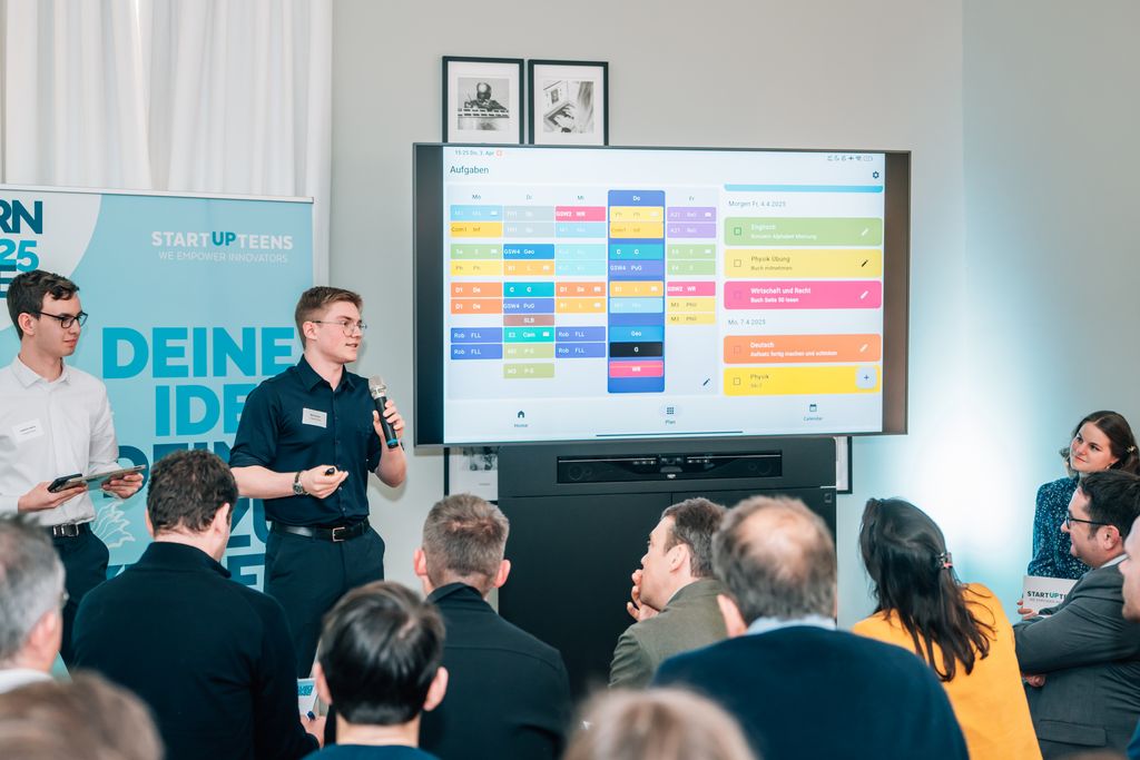 Impressionen der Startup Teens Bayern Challenge 2025.