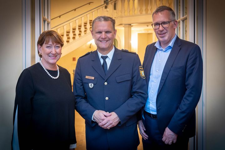 Der Bayerische Wirtschaftsminister Hubert Aiwanger und der Bayerische Verkehrsminister Christian Bernreiter laden zum Staatsempfang anlässlich der IAA MOBILITY 2023 ein.