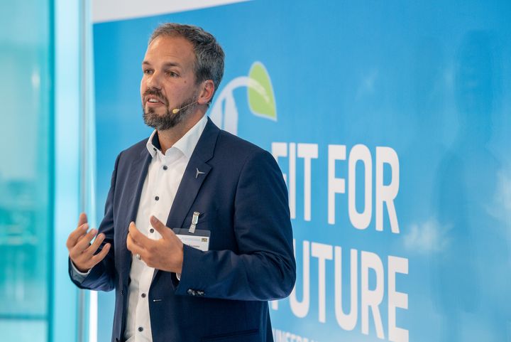 FIT FOR FUTURE – Unsere Unterstützung für Bayerns Industrie in Augsburg