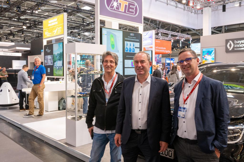 Impressionen des IAA Rundgangs mit Bayerns Wirtschaftsminister Hubert Aiwanger.