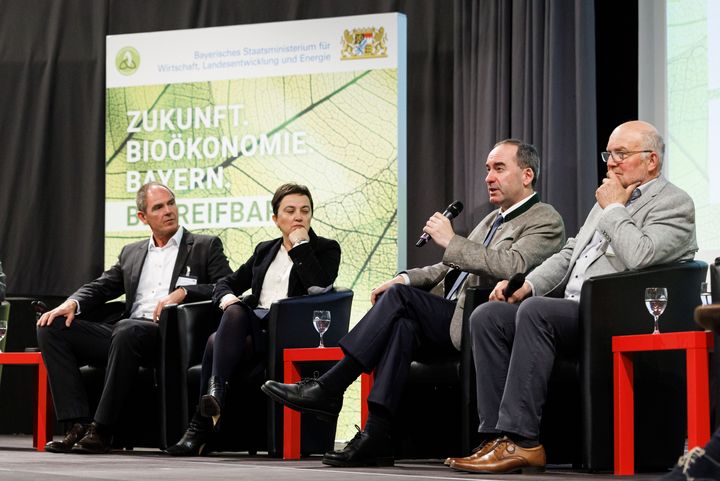 Impressionen des Forums "Zukunft.Bioökonomie.Bayern.Begreifbar" in Straubing.