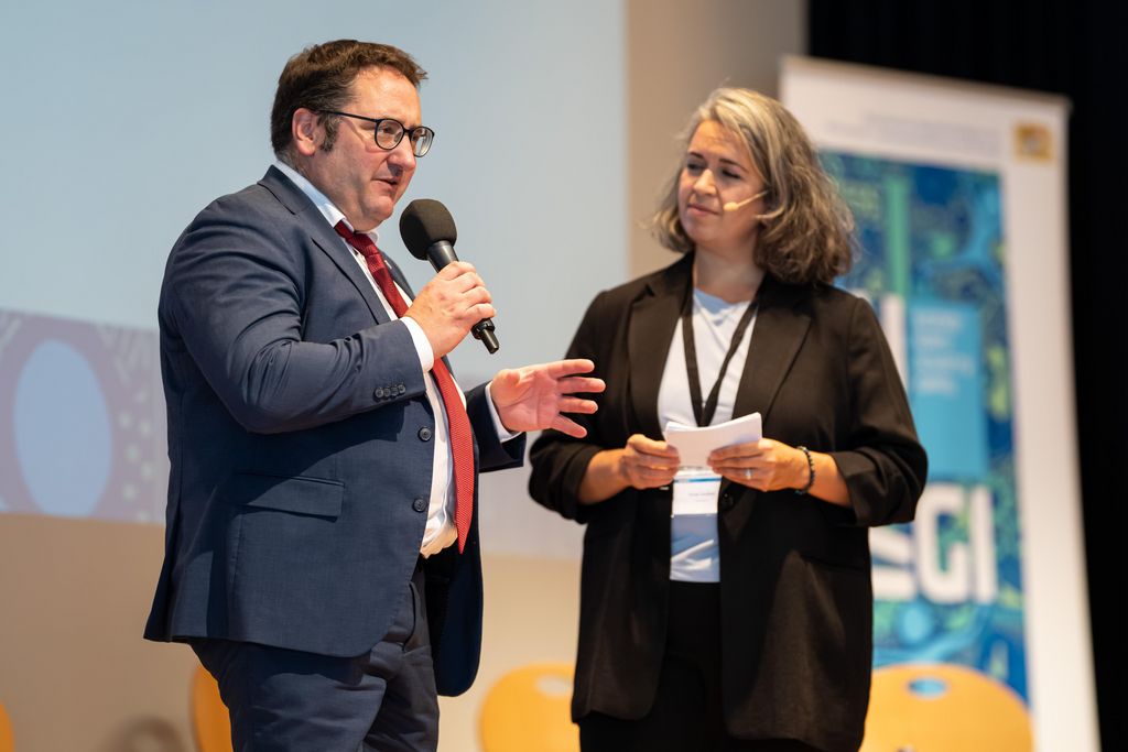 Impressionen des Jugendwirtschaftsgipfels 2025.