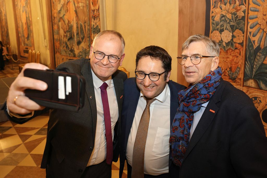 stmwi_25-03-12_098 Tobias Gotthardt (Staatssekretär im Bayerischen Wirtschaftsministeium) lädt am 12.03.2025 anlässlich der Internationalen Handwerksmesse zum Empfang in den Kaisersaal der Residenz München ein.