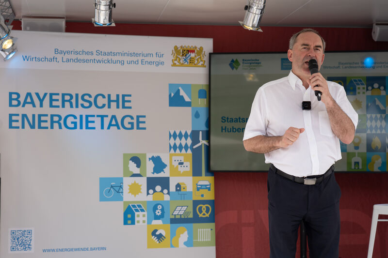 Bayerns Wirtschaftsminister Hubert Aiwanger eröffnet die Bayerischen Energietage (Foto: StMWi)