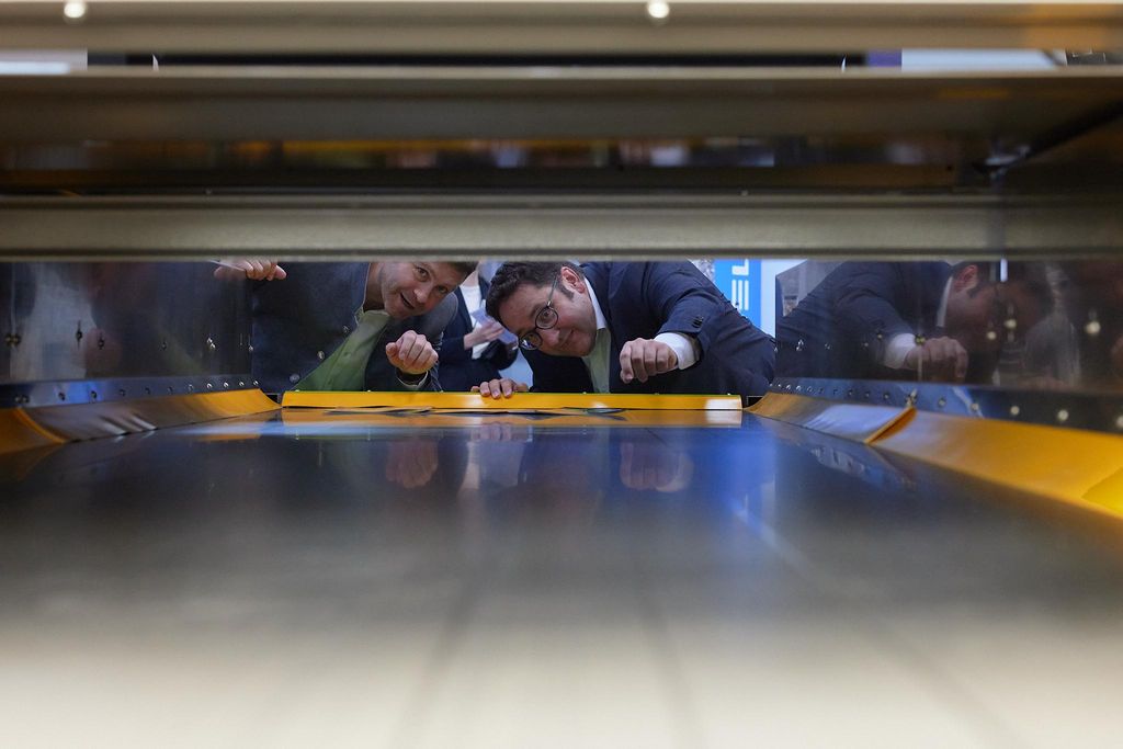 Bayerns Wirtschaftsstaatssekretär Tobias Gotthardt besucht die IFAT Munich 2024.  