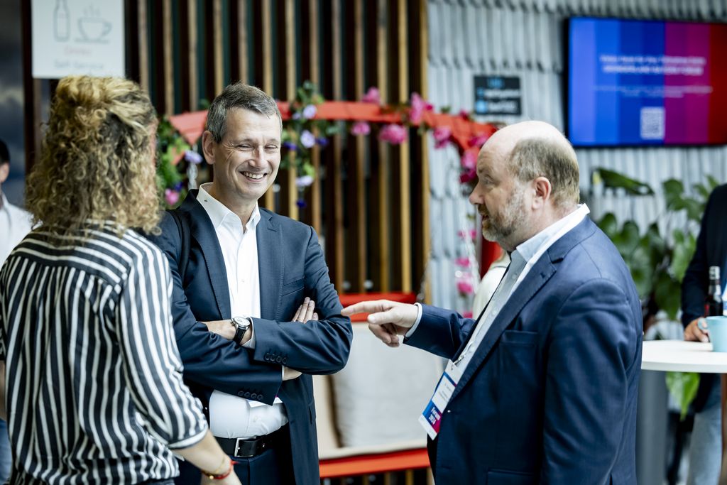 Das Bayerische Wirtschaftsministerium feiert das 10-jährige Jubiläum seiner Gründerinitiative Gründerland Bayern.