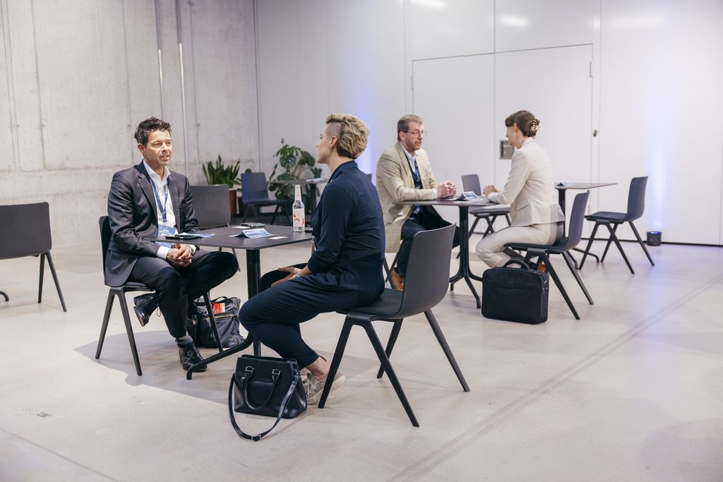 Impressionen vom Bayerischen Halbleiter-Kongress 2024. 