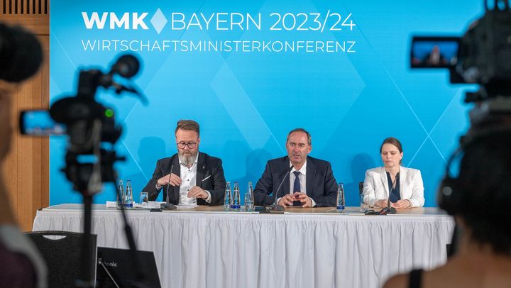 Wirtschaftsministerkonferenz 2023 auf Schloss Hohenkammer