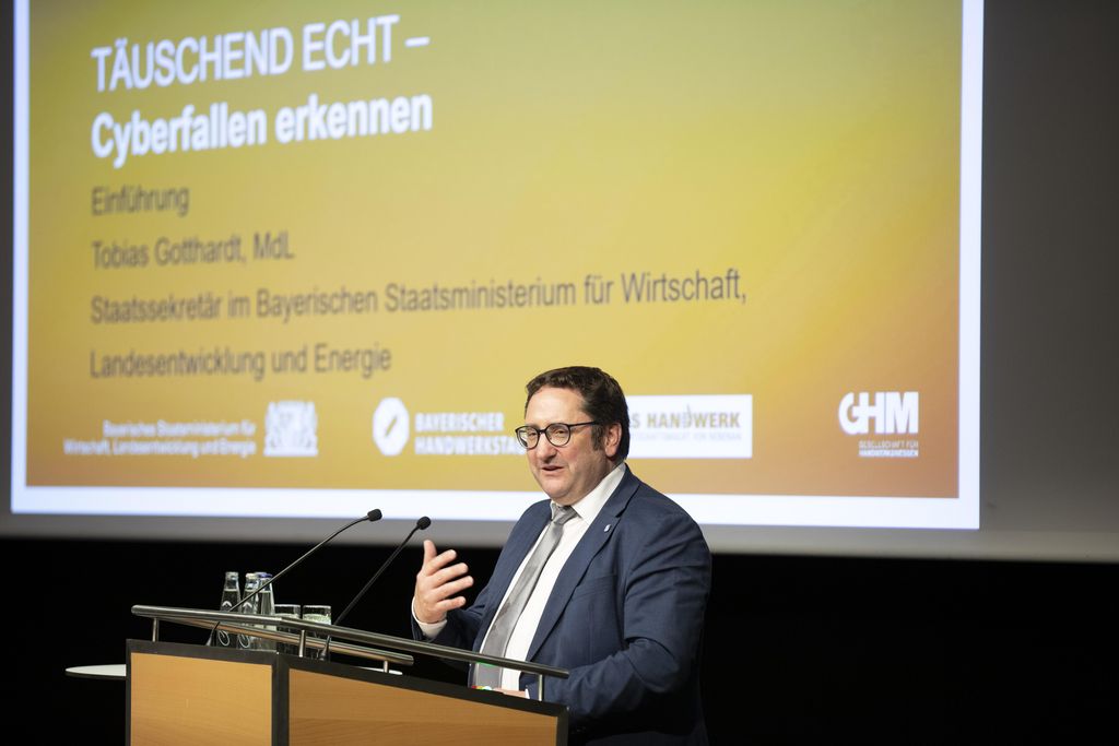 Impressionen der Fachtagung Cyberfallen anlässlich der 75. IHM.