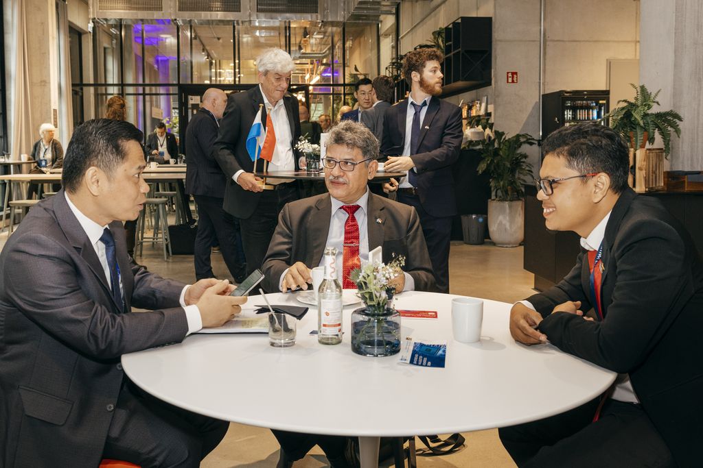 Impressionen vom Bayerischen Halbleiter-Kongress 2024. 