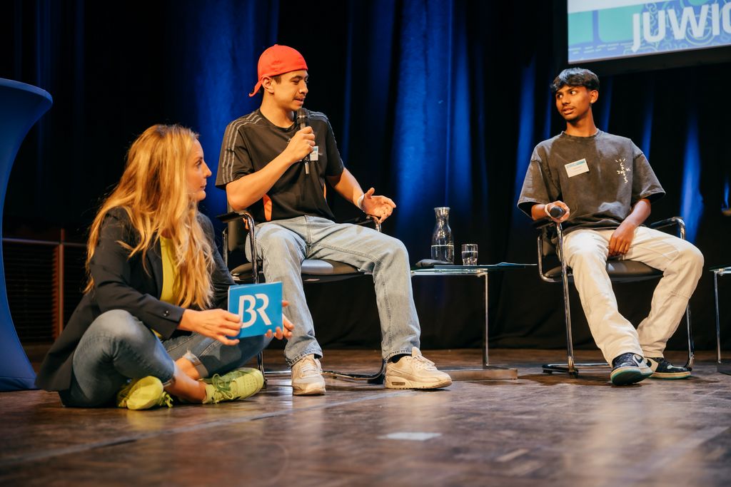 Impressionen vom Jugendwirtschaftsgipfel 2023.