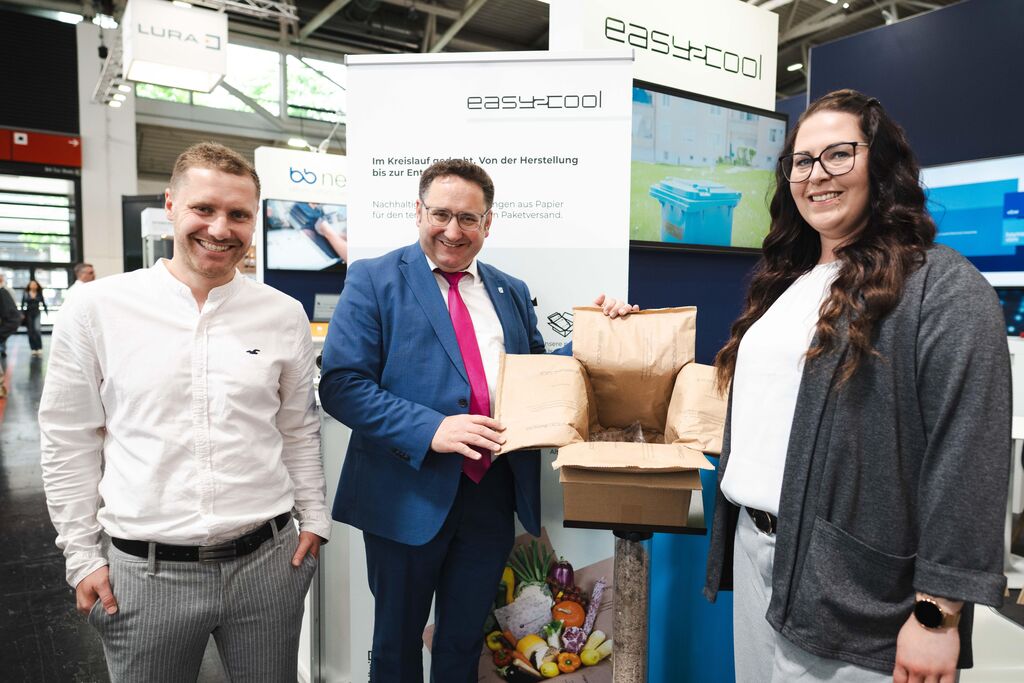 AG2_0673 Bayerns Wirtschaftsstaatssekretär Tobias Gotthardt besucht die IFAT Munich 2026.