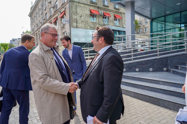 Impressionen der Delegationsreise unter Leitung von Staatssekretär Tobias Gotthardt nach Rumänien und in die Republik Moldau.