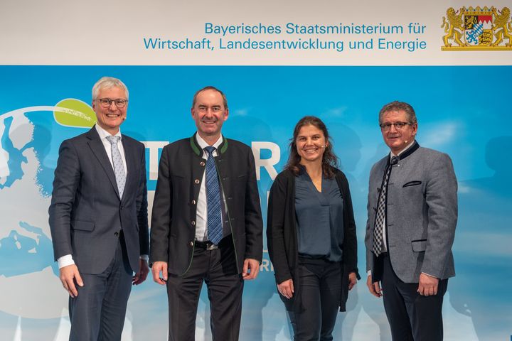 FIT FOR FUTURE - Unsere Unterstützung für Bayerns Industrie 