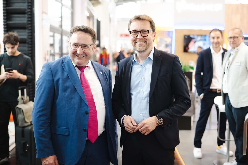 AG1_5852 Bayerns Wirtschaftsstaatssekretär Tobias Gotthardt besucht die IFAT Munich 2026.