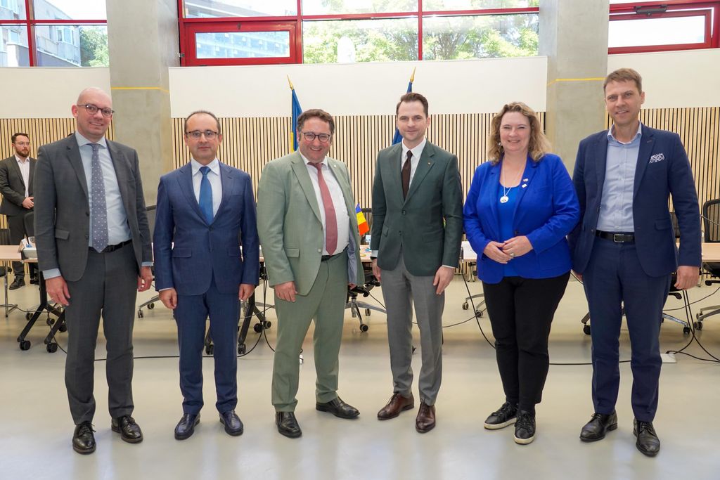 Impressionen der Delegationsreise unter Leitung von Staatssekretär Tobias Gotthardt nach Rumänien und in die Republik Moldau.