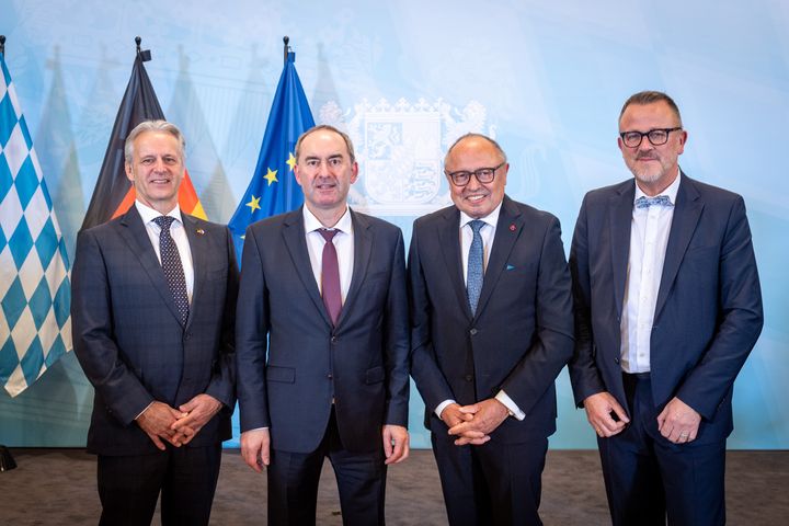 Impressionen der Verleihung der Staatsmedaille für besondere Verdienste um die Bayerische Wirtschaft.