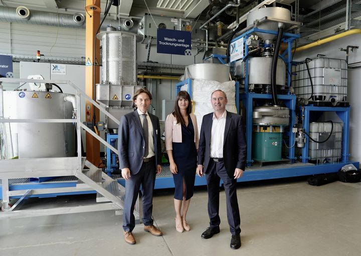 Impressionen der Jubiläumsfeier „25 Jahre neue Materialien“.
