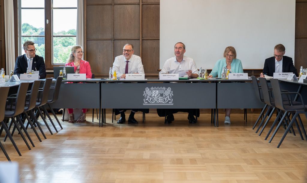 DSC02073 Impressionen des Runden Tisch Raumfahrt.