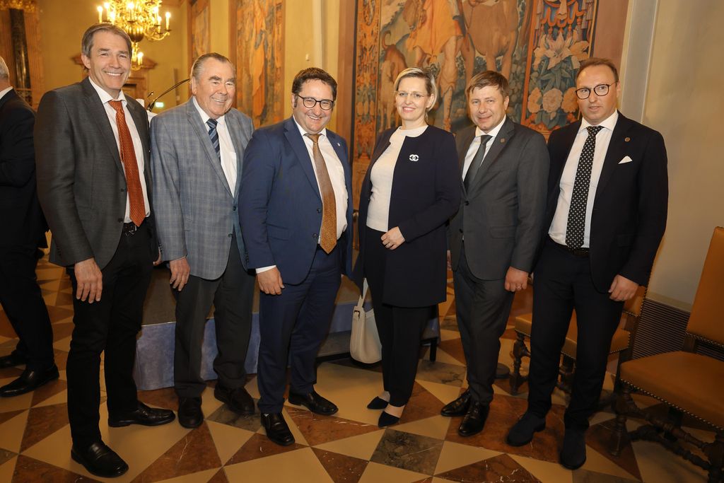 stmwi_25-03-12_058 Tobias Gotthardt (Staatssekretär im Bayerischen Wirtschaftsministeium) lädt am 12.03.2025 anlässlich der Internationalen Handwerksmesse zum Empfang in den Kaisersaal der Residenz München ein.