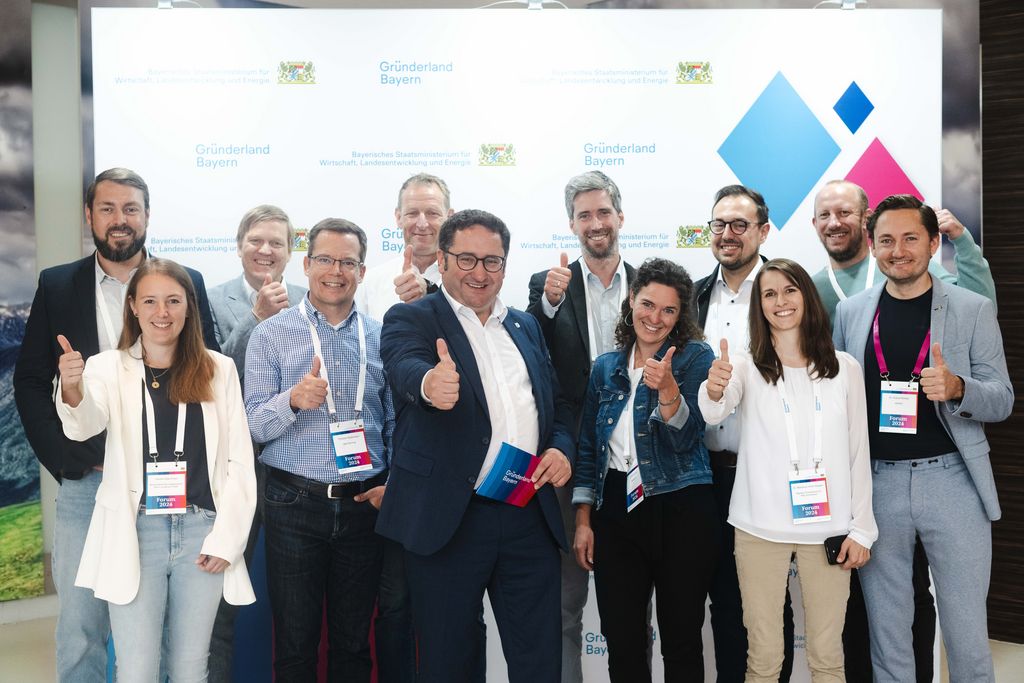 Das Bayerische Wirtschaftsministerium feiert das 10-jährige Jubiläum seiner Gründerinitiative Gründerland Bayern.