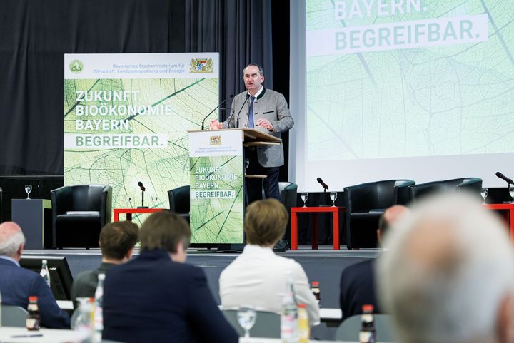 Impressionen des Forums "Zukunft.Bioökonomie.Bayern.Begreifbar" in Straubing.