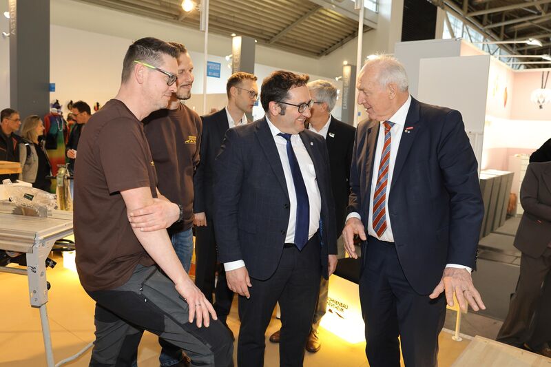 Impressionen des Messerundganges anlässlich der IHM 2025.