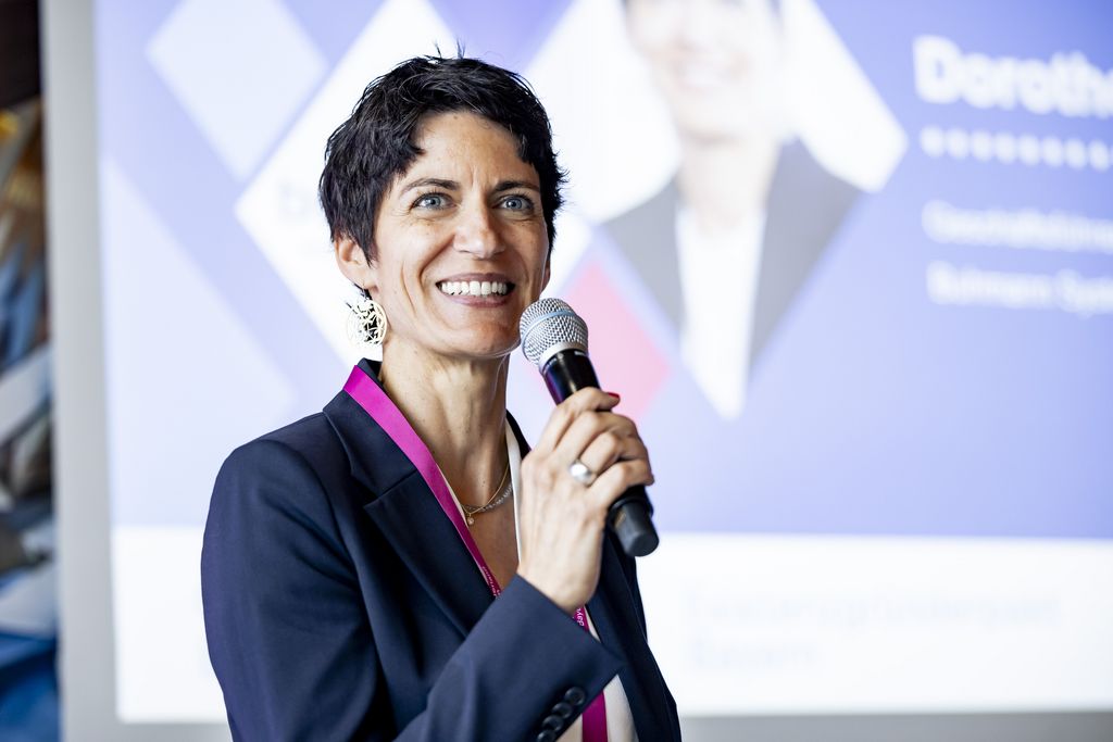 Das Bayerische Wirtschaftsministerium feiert das 10-jährige Jubiläum seiner Gründerinitiative Gründerland Bayern.