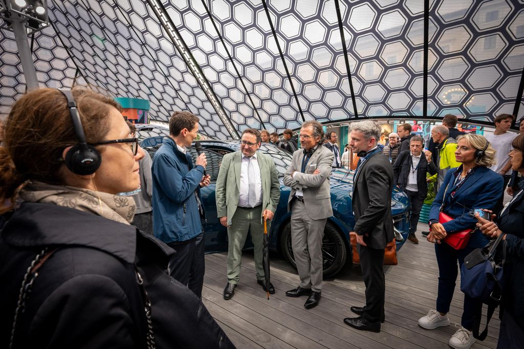 Impressionen des Rundgangs des ARA-Kongress (Automotive Regions Alliance) im Rahmen der IAA Mobility 2025.