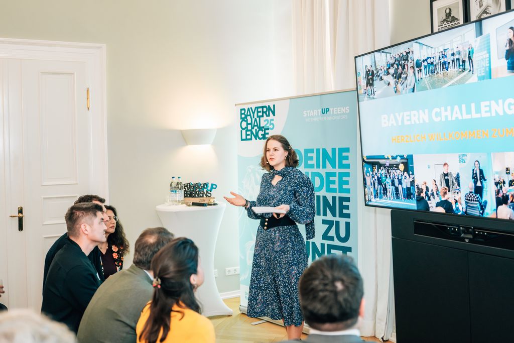 Impressionen der Startup Teens Bayern Challenge 2025.