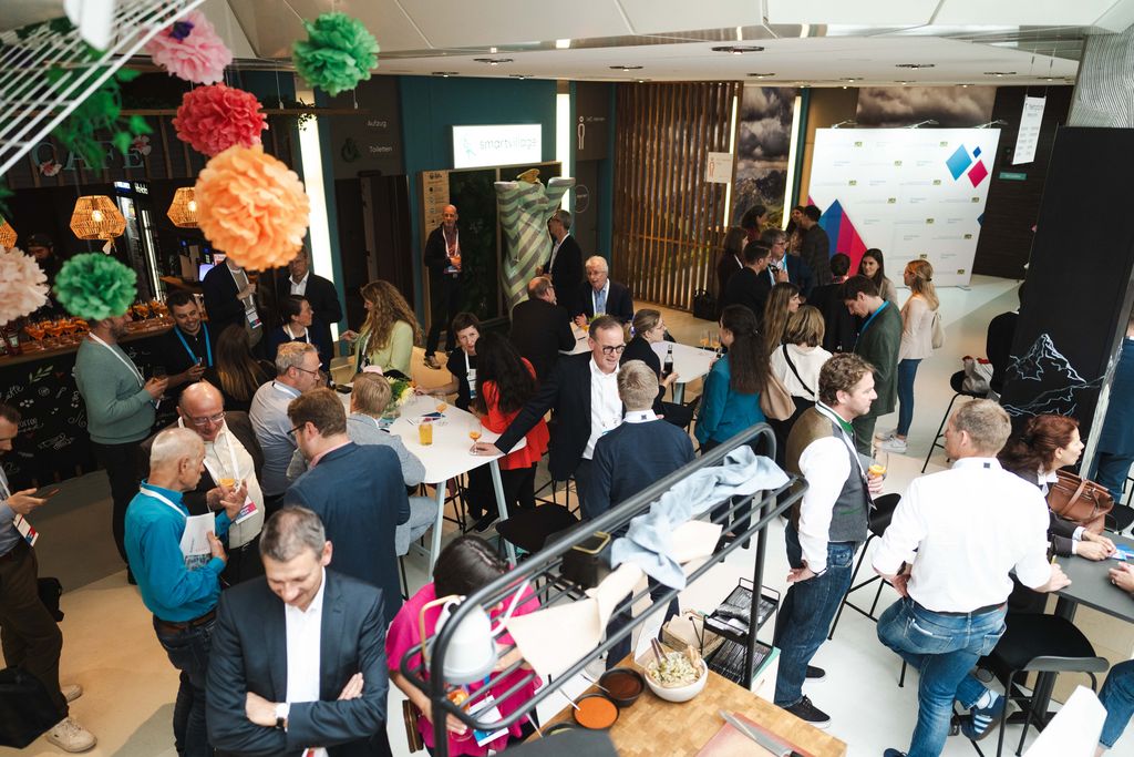 Das Bayerische Wirtschaftsministerium feiert das 10-jährige Jubiläum seiner Gründerinitiative Gründerland Bayern.