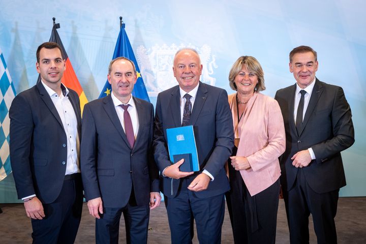 Impressionen der Verleihung der Staatsmedaille für besondere Verdienste um die Bayerische Wirtschaft.