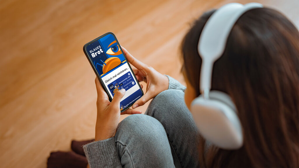Schmuckbild mit Logo Podcast "Blaues Brot"
