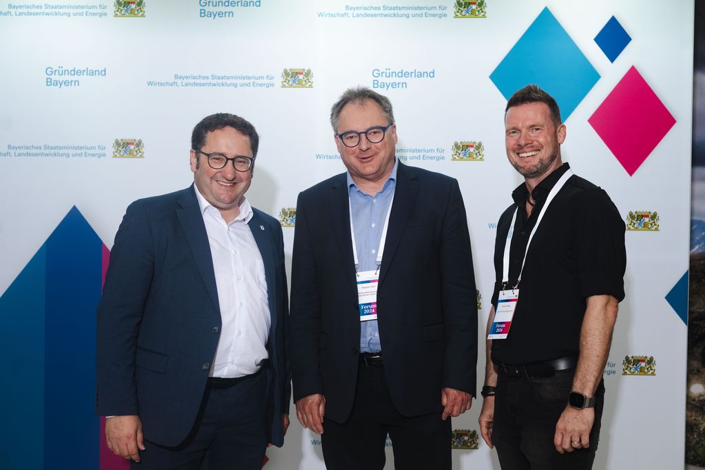 Das Bayerische Wirtschaftsministerium feiert das 10-jährige Jubiläum seiner Gründerinitiative Gründerland Bayern.