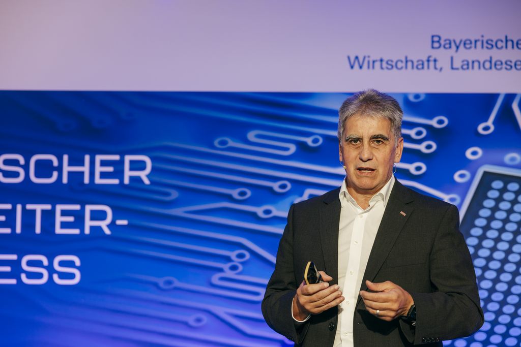 Impressionen vom Bayerischen Halbleiter-Kongress 2024. 