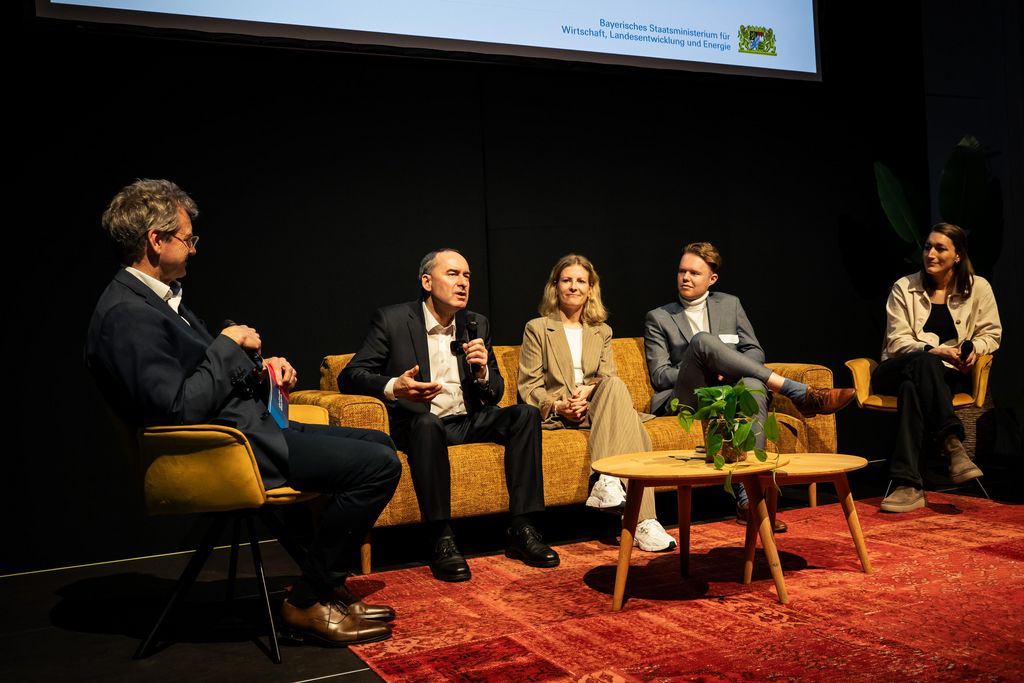 Impressionen der Jubiläumsfeier "10 Jahre Digitale Gründerzentren" 