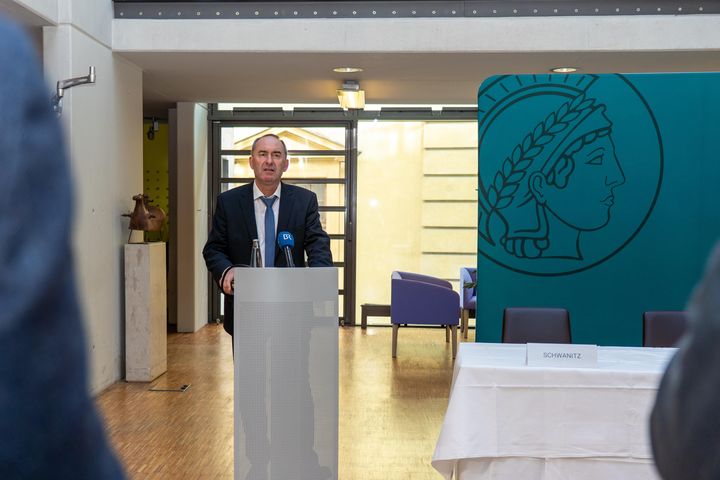 _DSC9940 Unterzeichnung der Absichtserklärung zum neuen Institutsstandort in Würzburg