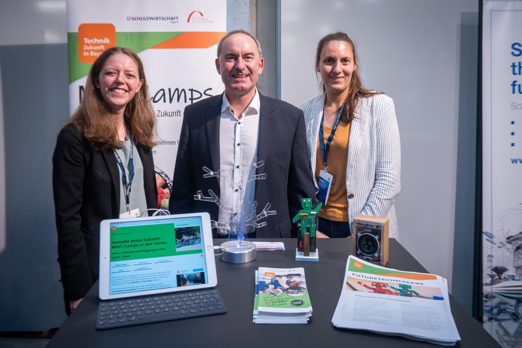 Impressionen des Bayerischen Halbleiter-Kongress 2025.