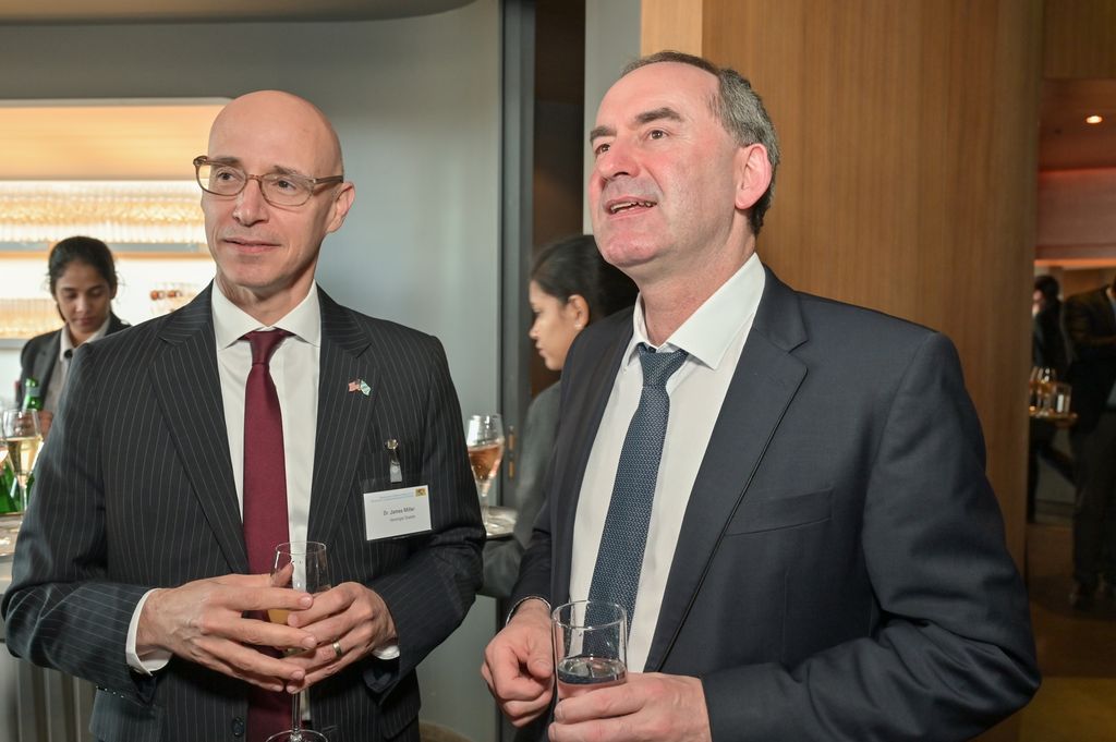 Impressionen des Abendessens mit Konsularischen Korps.