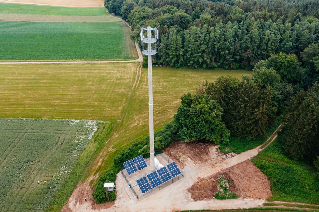 Der energieautarke Funkmast. Quelle: o2 Telefónica / Quirin Leppert