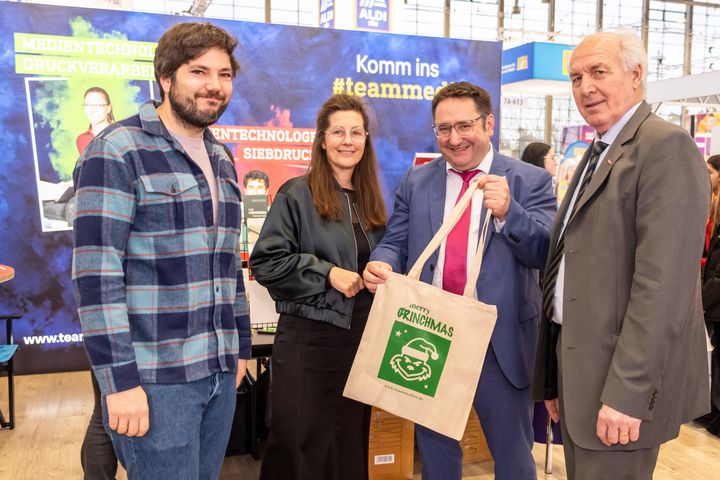 TDG20251208_Gotthardt_334 Bayerns Wirtschaftsstaatssekretär Tobias Gotthardt besucht die Berufsbildungsmesse in Nürnberg.