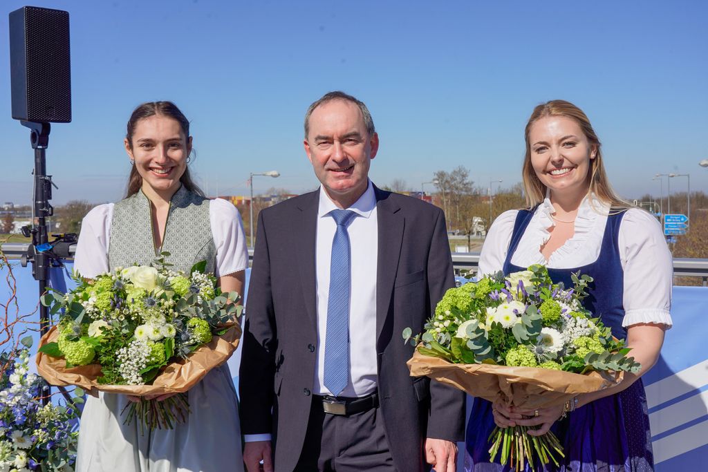 Impressionen der Einweihung der neuen Brücke der Messe München.