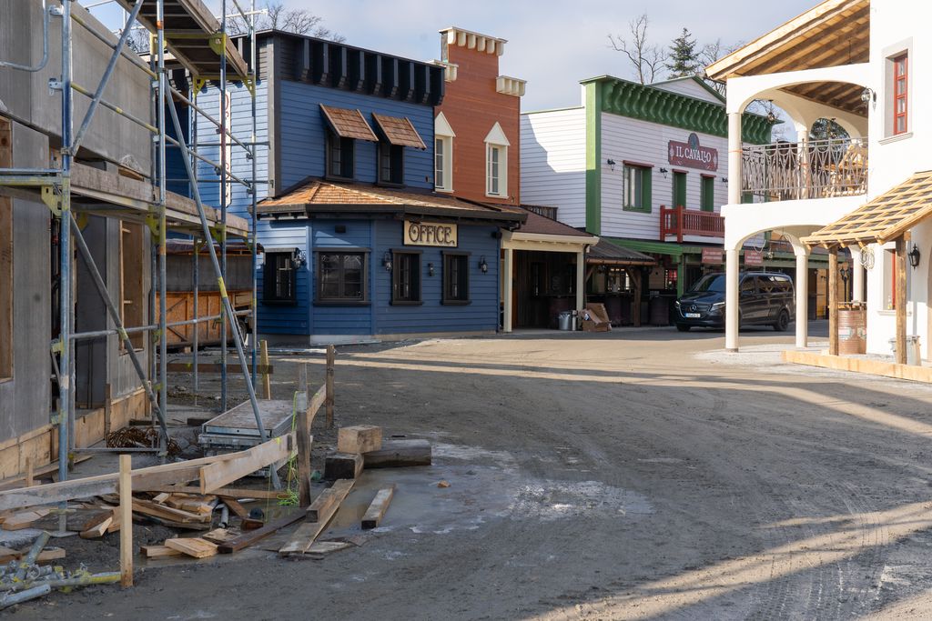Die abgebrannte Main Street wurde größtenteils wieder aufgebaut.
Foto: StMWi/B. Brummer