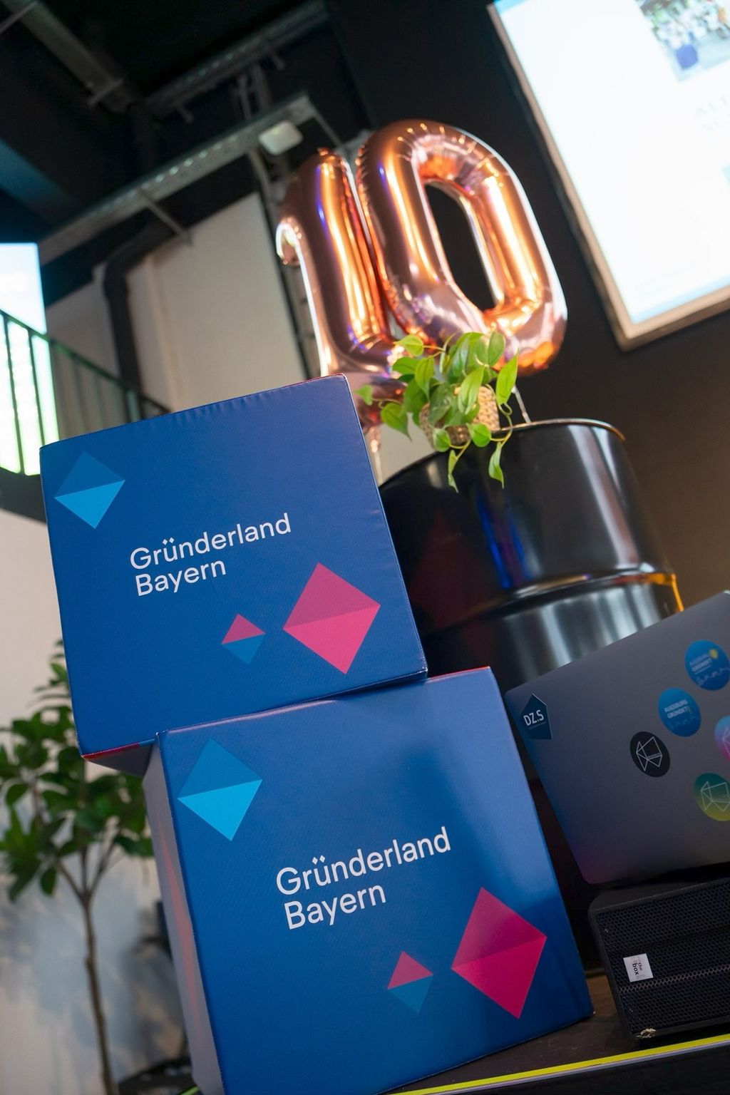 Die Veranstaltung zum 10. Jubiläum der Digitalen Gründerzentren fand in Augsburg statt. Foto: Bastian Brummer/StMWi