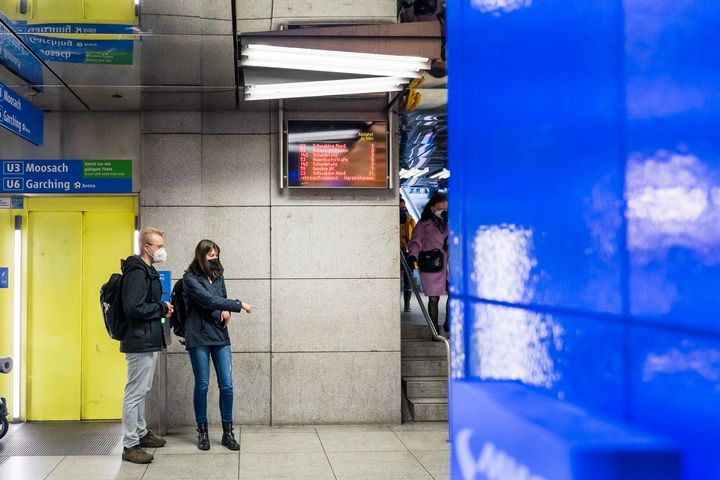 Handy-zu-Handy-Kommunikation entlastet den Nahverkehr