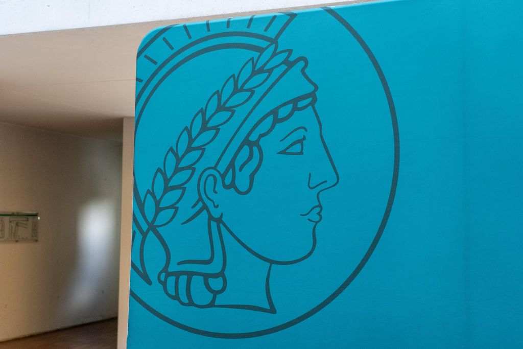 Unterzeichnung der Absichtserklärung zum neuen Institutsstandort in Würzburg