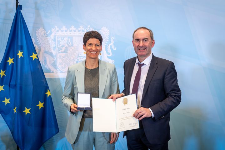 Impressionen der Verleihung der Staatsmedaille für besondere Verdienste um die Bayerische Wirtschaft.