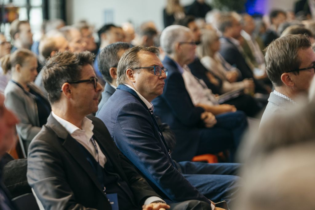 Impressionen vom Bayerischen Halbleiter-Kongress 2024. 