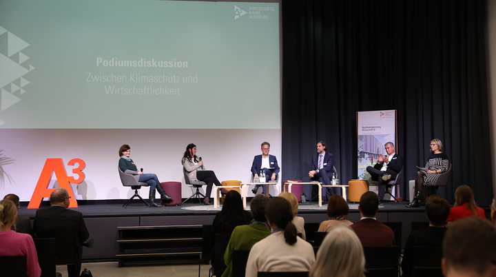 Podiumsdiskussion nachhaltiges Wirtschaften - © Regionalmanagement Wirtschaftsraum Augsburg A³