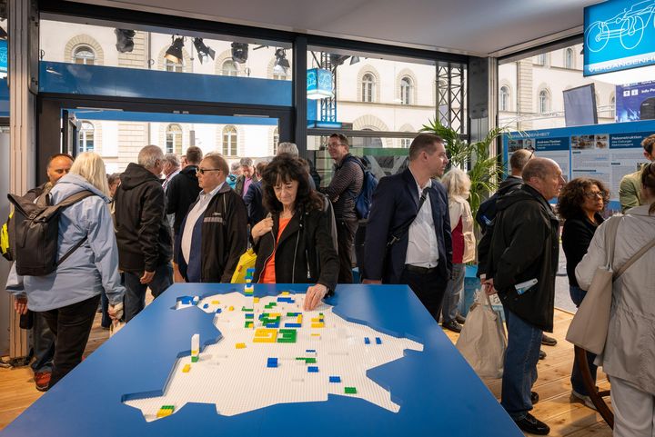 IAA 2025: Impressionen vom OpenSpace-Messestand des Bayerischen Wirtschaftsministeriums